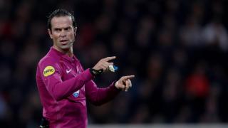 Bas Nijhuis fluit topper in De Kuip